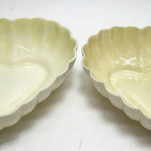 Belleek Pottery Ireland 2 Heart Shaped Bowls Green Mark Vintage