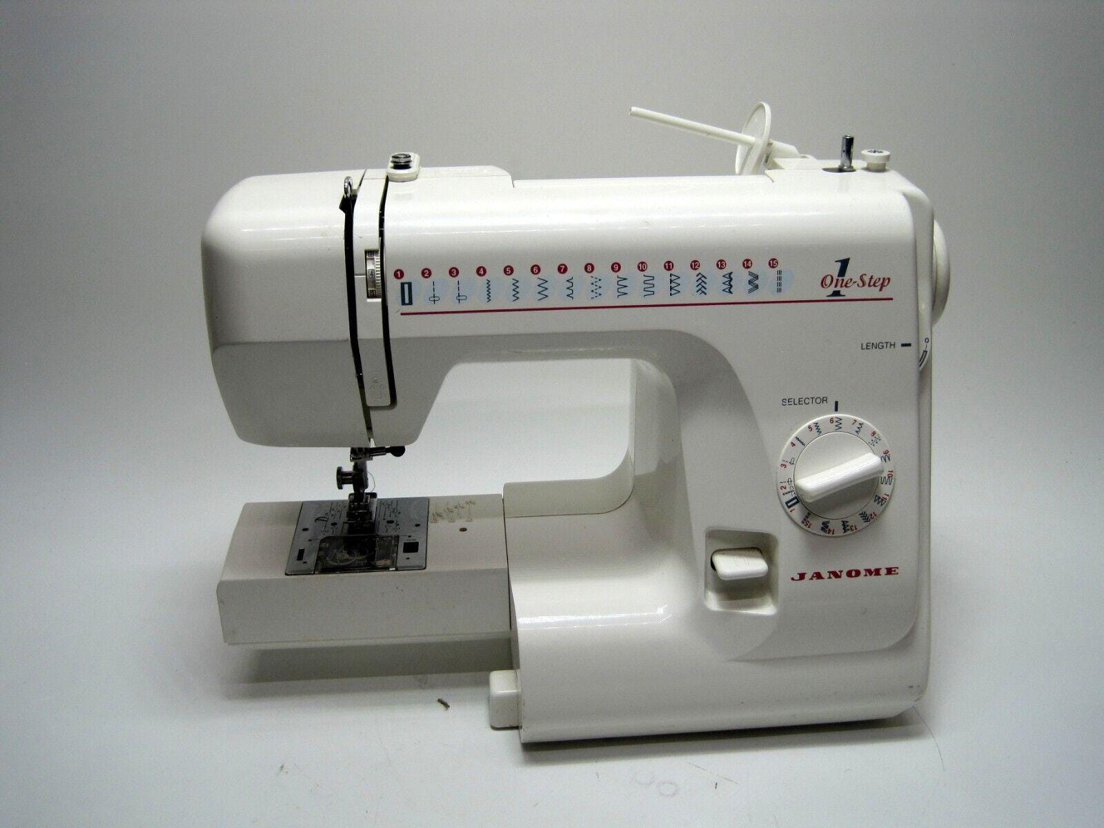 Janome Model 659 Japanese Electronic Sewing Machine *TESTED