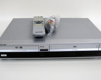 Sony RDR-VX530 Vhs Vcr Dvd Recorder Combo Vcr Dubbing W/ Remote & AV Cable