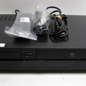 Sony RDR-VX525 Vhs Vcr Dvd Recorder Combo Vcr Dubbing HDMI W/ Remote & Av Cables