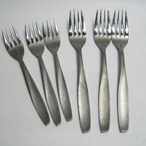 Set of  6 - VTG Crestmark Japan Salad & Dinner Forks Flatware Stainless Steel