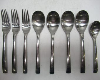 Hampton Silversmiths Stainless Flatware HSV189 Mixed Lot Of 8 Pieces