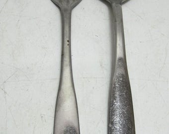 2 Pieces Meat Fork & Serving Spoon Oneida Village Common Pattern