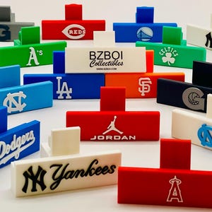 Custom 3D Printed Card Display Stand For Sports/Gaming Cards, Comics, Magazines