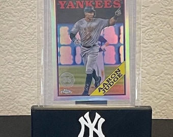 New York Yankees Sports Card Display – PSA Slab Holder – Card Stand
