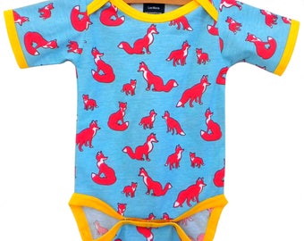 Handmade / Bodysuit / fox / baby clothes - Sly Guy