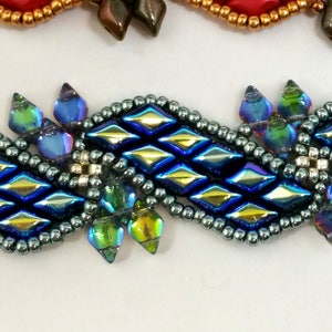 Deco Darling Bracelet Tutorial - beadweaving pattern for gemduo beads