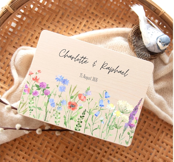 Personalisierte Erinnerungskiste zur Hochzeit mit Namen und Datum | individuelles Hochzeitsgeschenk für das Brautpaar