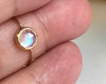 6mm rose cut moonstone in 14k yellow gold