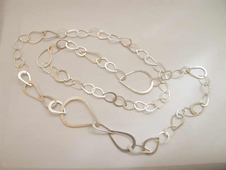 Teardrop Link Hammered Necklace / Chain image 3