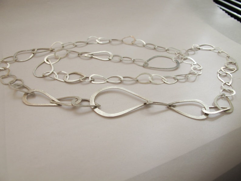 Teardrop Link Hammered Necklace / Chain image 2