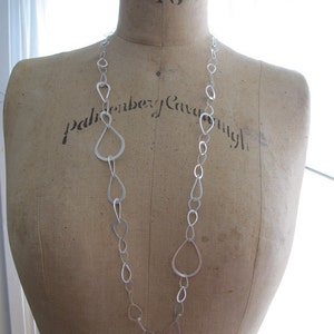 Teardrop Link Hammered Necklace / Chain image 4