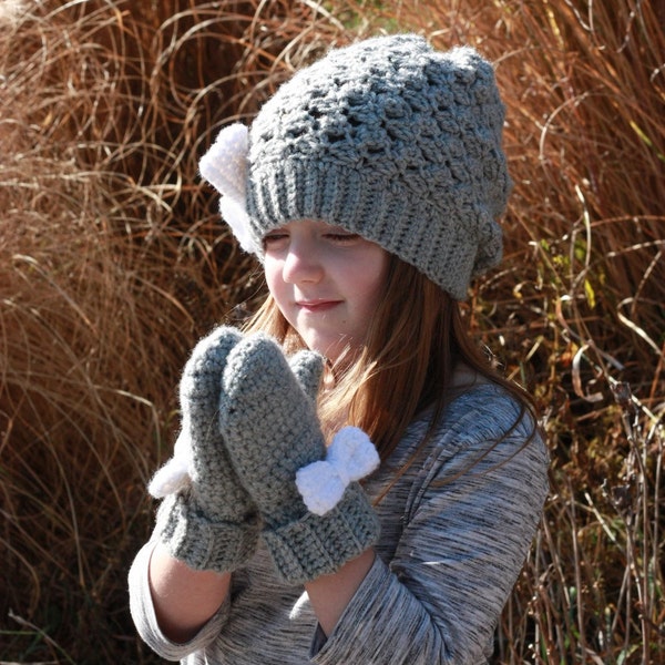 Girls slouchy beanie with bow and mittens set