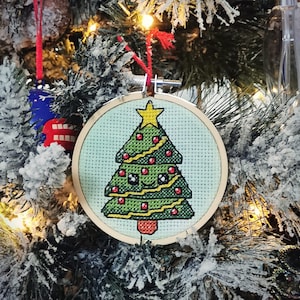 Christmas Tree Ornament Cross Stitch Pattern, counted xstitch chart, holiday, craft, decoration