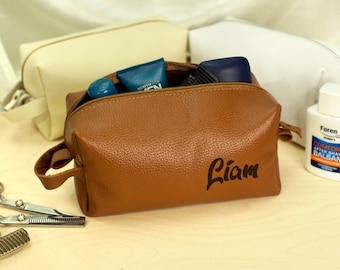 Custom Engraved Toiletry Bag, Personalized Leather Dopp Kit, Travel Gift for Men, Leather Shaving Bag for Groom, Groomsmen Gifts, Valentines