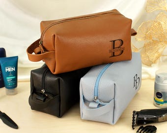 Leather Dopp Kit Monogrammed, Men's Leather Toiltery Bag Personalized, Engraved Wash Bag for Football Players, Gifts for Him, Christmas Gift