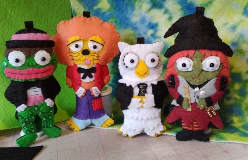 Expédié en janvier 2025 Fabriqué sur commande Witchiepoo fait main