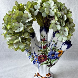 Vase tulipière vintage en faïence peinte à la main | Vase à fleurs d'inspiration folklorique française | Décoration bleu cobalt style cottagecore/grandmillennial