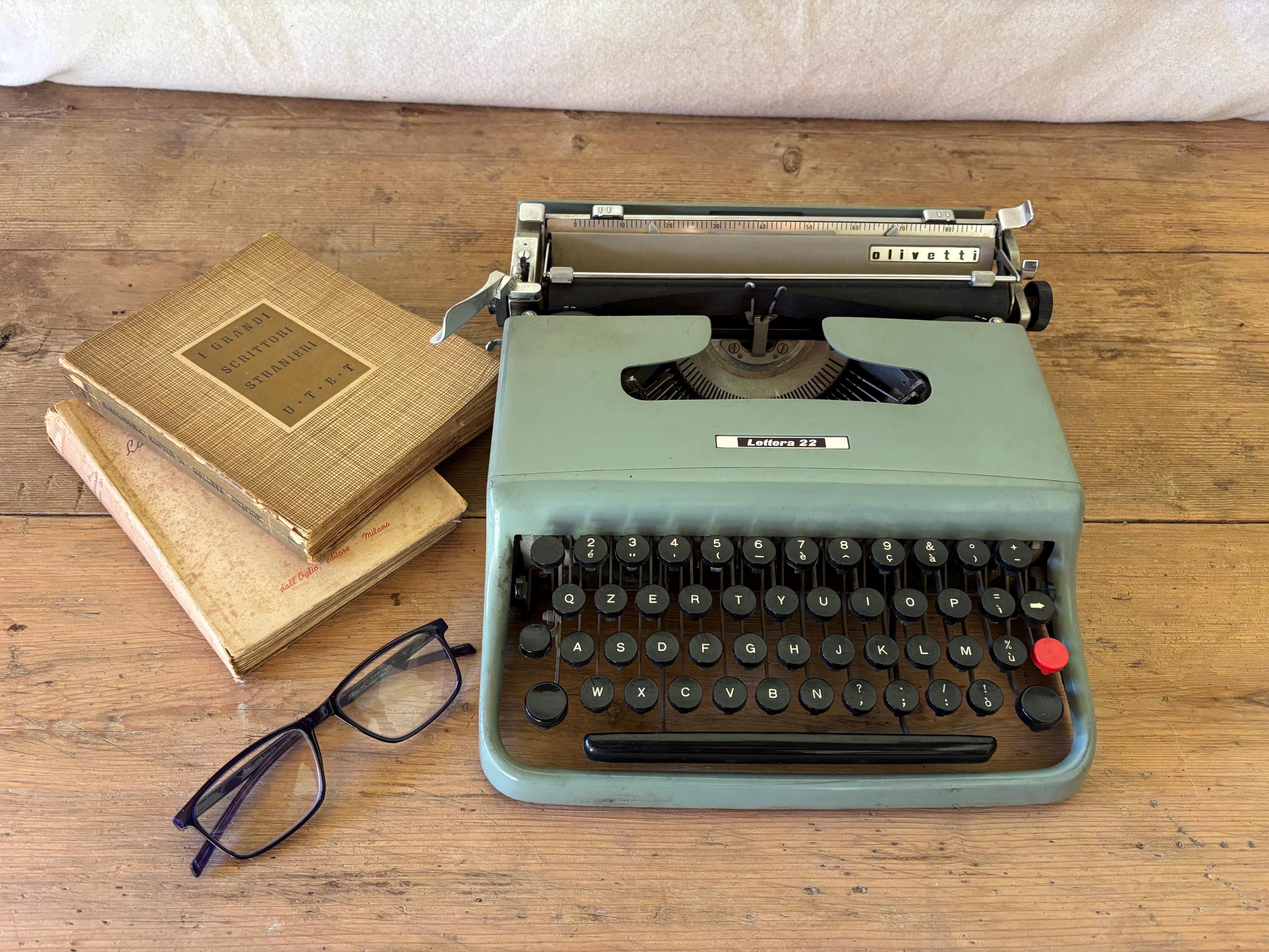 Vintage Olivetti Lettera 22 Typewriter, Sage Green, AZERTY