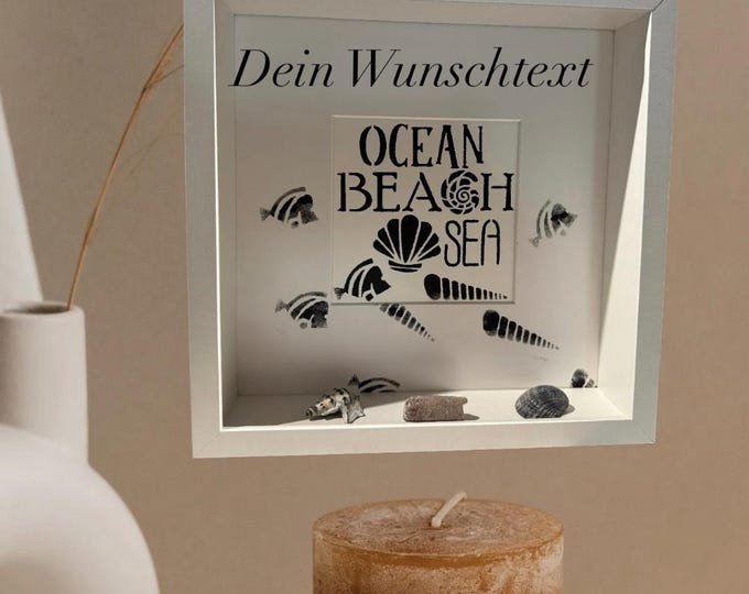 Maritime decoration hand-painted with beach finds from the Baltic Sea and driftwood from the North Sea. Gift for lovers of the sea.