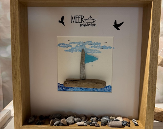 Handmade Weihnachtsgeschenke mit maritime Deko. Ein maritimes Wandbild als Steinbild Segelboot, Strand und Meer. Steinbilder mit Sprüchen.