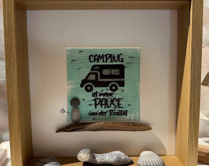 Personalisierte Geschenke als Steinbild mit maritime Deko. Ein Camper Geschenk als Weihnachtsgeschenke im Bilderrahmen maritim.