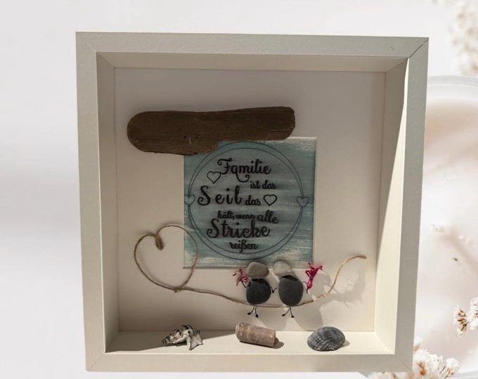 A maritime stone picture for Father's Day featuring Baltic Sea beach finds and North Sea driftwood. A decorative gift for your loved one.
