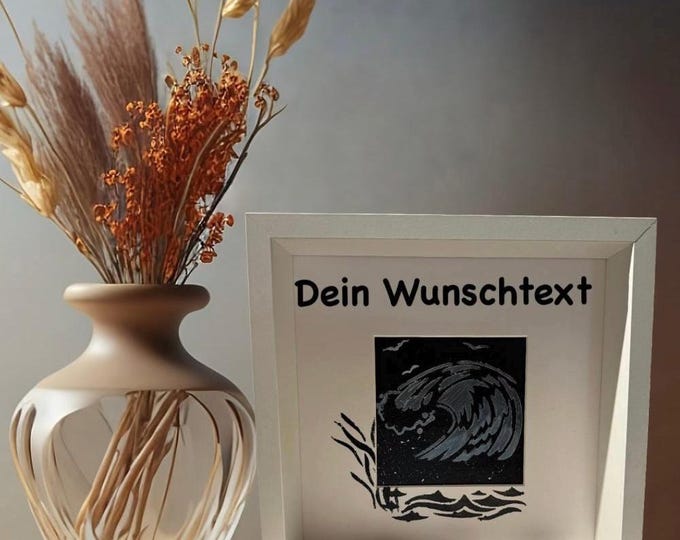 Diese maritime Wanddeko ist minimalistisch. Wenn der Bilderrahmen personalisiert ist, ist es ein Geschenk für die Freundin oder dich selber.