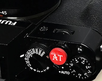 Personalize Shutter Release Button, The Great Wave Shutter Button, Gift for Photography Enthusiasts, Camera Owner Gift, Film Champ