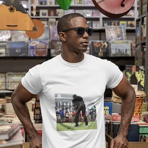 Shaq Golf T-Shirt, Iconic Athlete Tee, Vintage Sports Fan Gift, Graphic Shirt for Golf & Basketball Fans, Fathers Day Gift, Dad Birthday