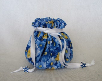 Fabric Drawstring Pouch -Medium Size -  Travel Jewelry Tote - Bag for Jewelry - CRAIZIE DAIZIE