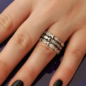 Handmade Silver Casting Fish Ring – Unique Adjustable Row Fish Band