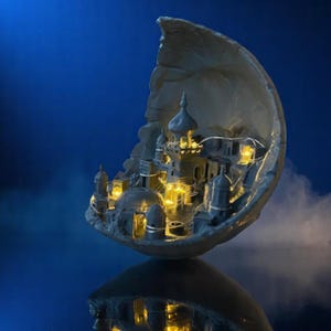 Handmade Moon City Fairy Light Diorama – LED Decor Night Lamp Gift 14x12cm