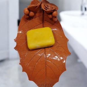 Handmade Ceramic Soap Dish – Rustic Bathroom Accessory 12x22cm