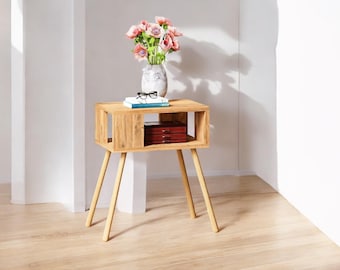 Comodino in legno fatto a mano con ripiano / comodino decorativo (63 x 44 x 29 cm / 24,8" x 17,3" x 11,4")