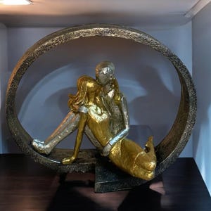 Handmade Circle of Love Decorative Object