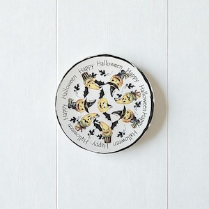Handmade Halloween Happy Serving Plate – 26 cm (10.2&quot;) Ceramic Decorative Plate