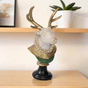 Handmade Lord Deer Figurine – Elegant Resin Sculpture for Home Decor 22x12 cm (8.7x4.7 in)