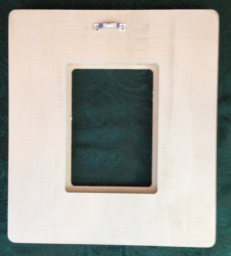 Frame and white hand painted measures 11 x 12.25 x 34 blues wood holds 5 x 7 photo daisies in purples