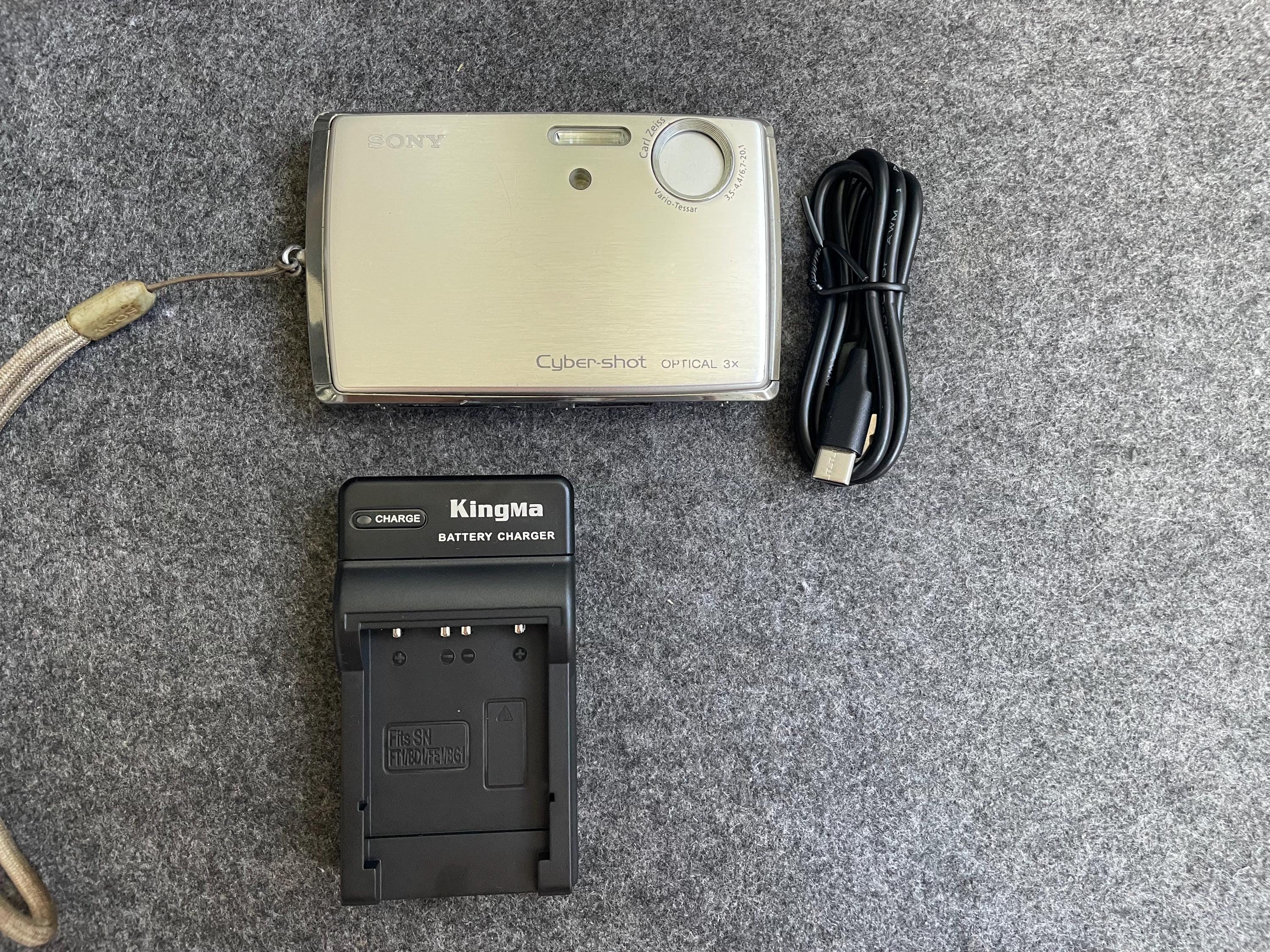 Sony Cybershot DSC-T33 Digital Camera 5MP 3x Optical Zoom Working