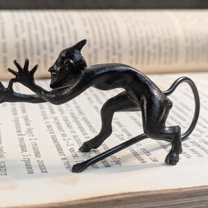 Small Soviet devil from Kasli. Antique cast iron devil. Decorative devil. Soviet metal devil. Mephistopheles. Antique devil figurine. Satan.