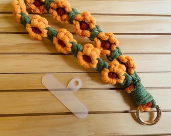 Crochet Flower Phone Wrist Strap, Daisy Lanyard with Tether Tab, Floral Keychain Wristlet