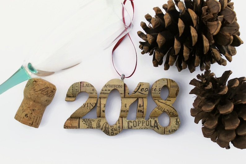 wine lover gift 2018 wine cork Christmas ornament