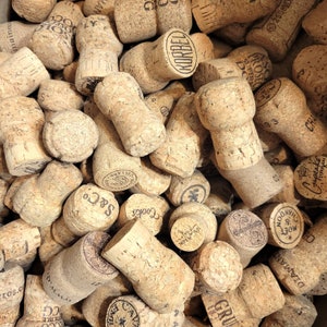 20 Champagne Corks Upcycle Projects Arts Crafts Decor Wedding Accents  Assorted
