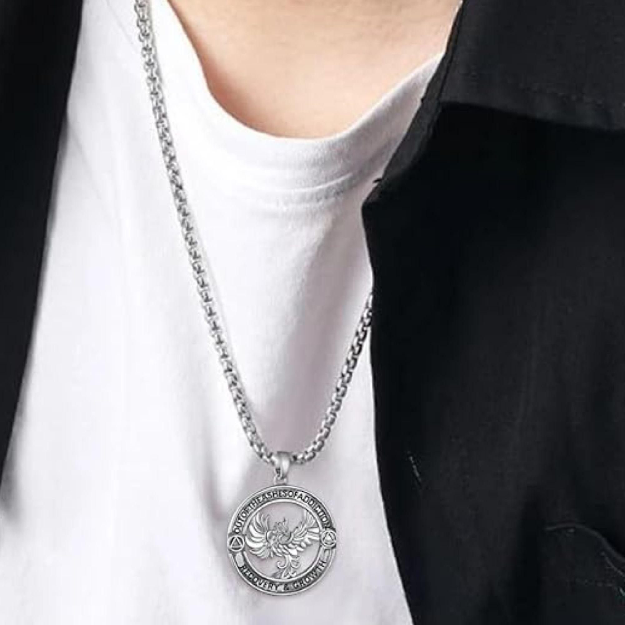 Collana con pendente Phoenix in agata rossa, argento sterling