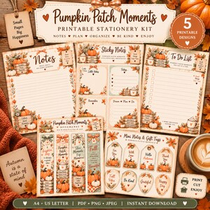 Op de afbeelding: Een printbare briefpapierkit genaamd Pumpkin Patch Moments met vijf ontwerpen, waaronder gelinieerde notities, een to-do lijst, bladwijzers en cadeaulabels. De vellen zijn versierd met herfstachtige illustraties van pompoenen en bladeren.