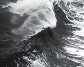 Ecume, Photographie artistique en noir et blanc capturant la solitude et le mystère pour décoration murale, art contemporain