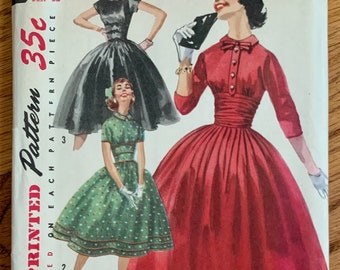 Vintage 1950s Sewing Pattern, b32" Womens Midi Length One Piece Dress w/ Detachable Collar, Simplicity 1726 UNCUT