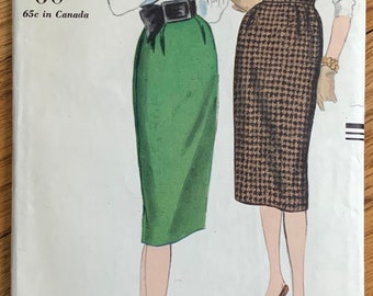 Womens Slim Skirts w/ Side Pockets Vogue 9864, Vintage 1950s Sewing Pattern