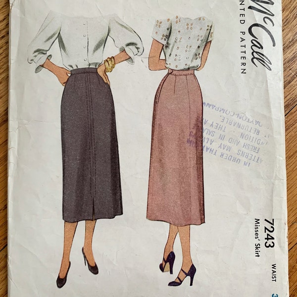 Vintage 1940s Womens Sewing Pattern, w30" Below Knee Straight Skirt, McCall 7242